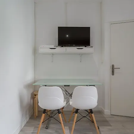 아파트 Automatic Check-in - Modern Flat In The City Center